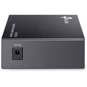 مدیا کانورتور تی پی لینک مدل MC 210 CS